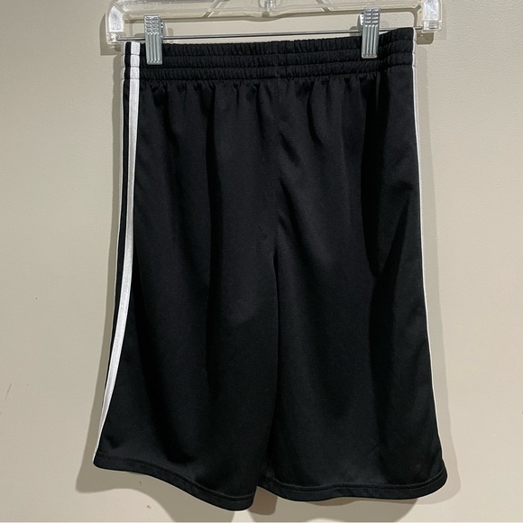 ADIDAS Men's Black Classic 3 Stripe Shorts - Picture 2 of 8